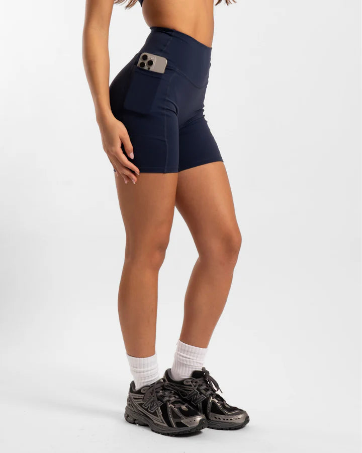 Elevate Shorts WITH POCKETS (Invisible Scrunch)